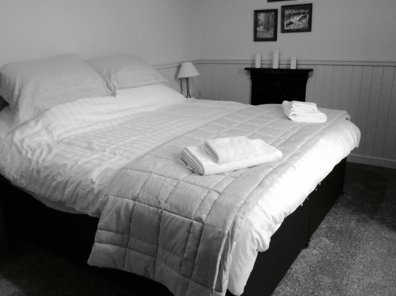 Bed and Breakfast Crown And Anchor Dundrennan Exterior foto
