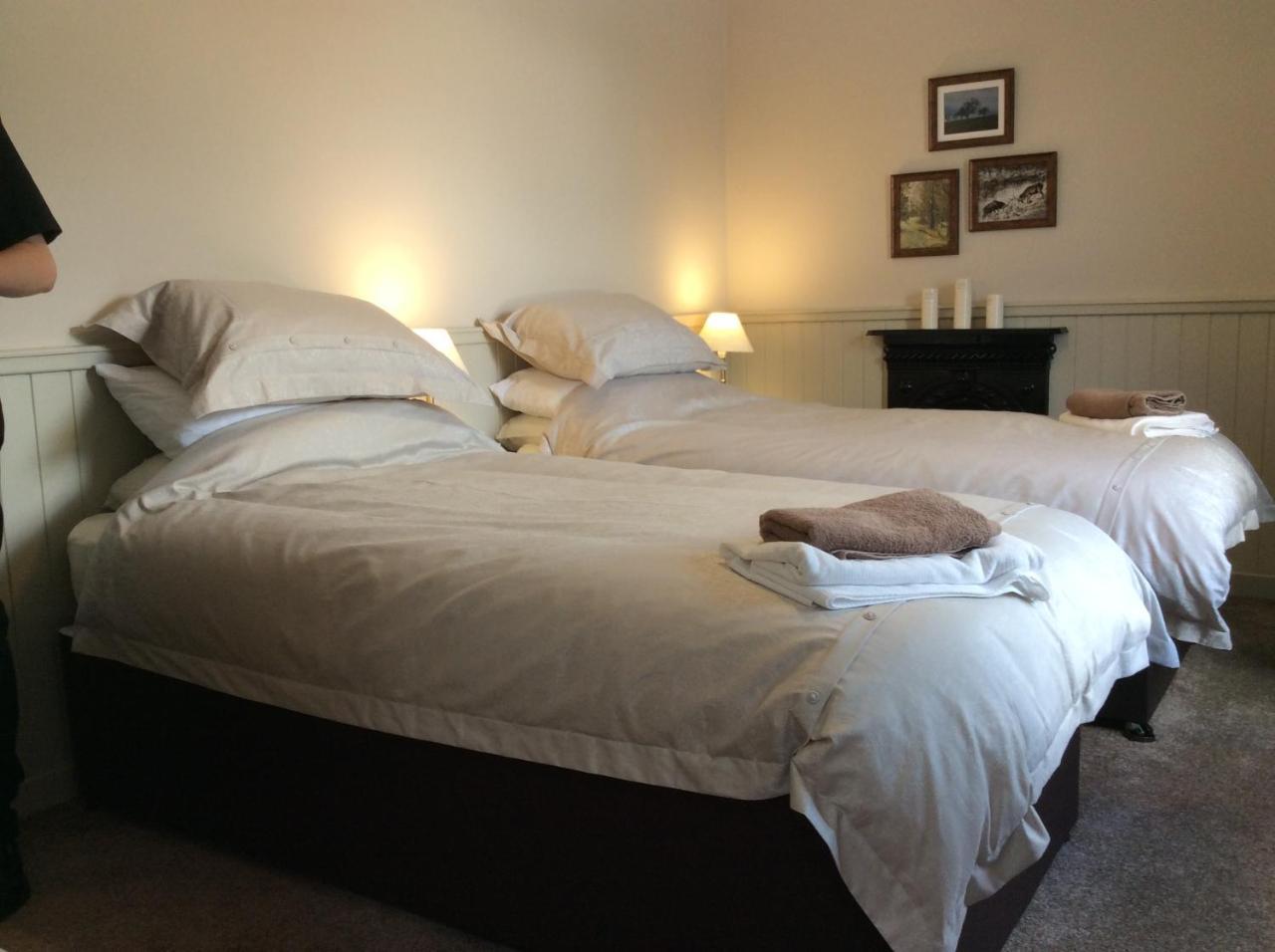 Bed and Breakfast Crown And Anchor Dundrennan Exterior foto